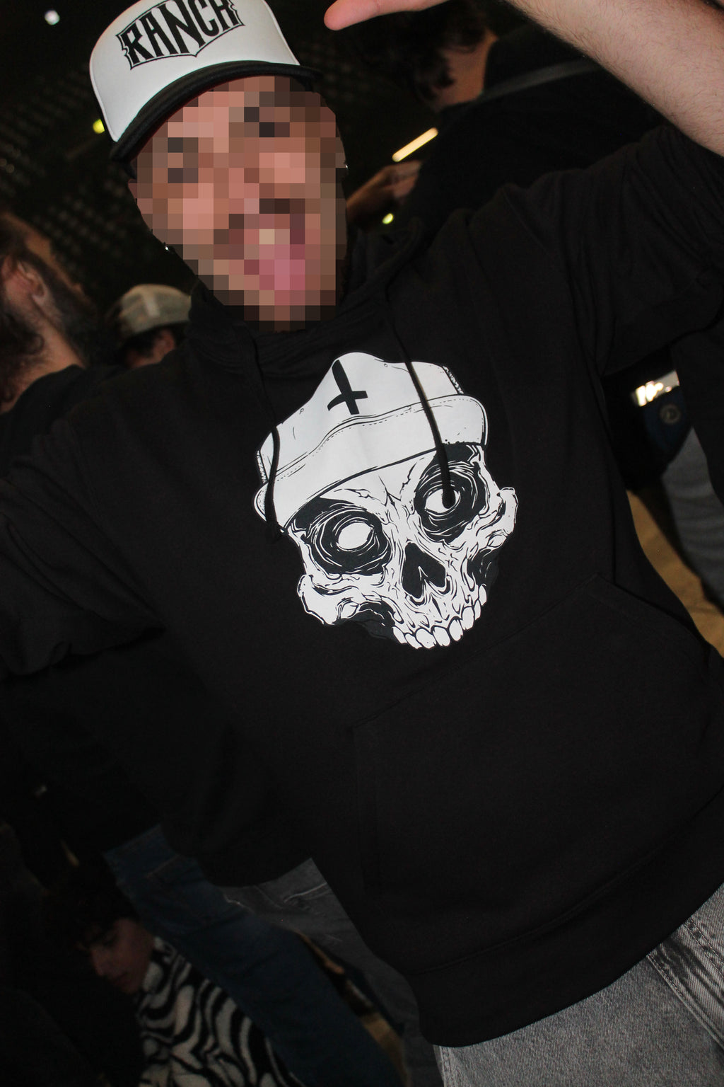 Skull Hoodie – Black